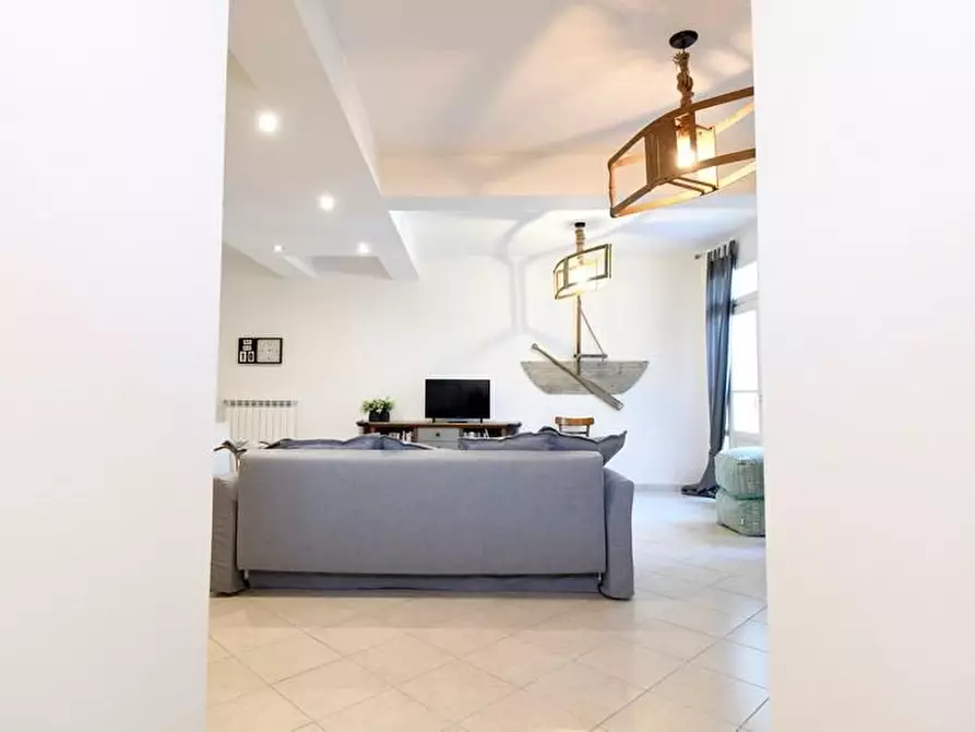 Immagine 11 di Appartamento in affitto  a Pietrasanta