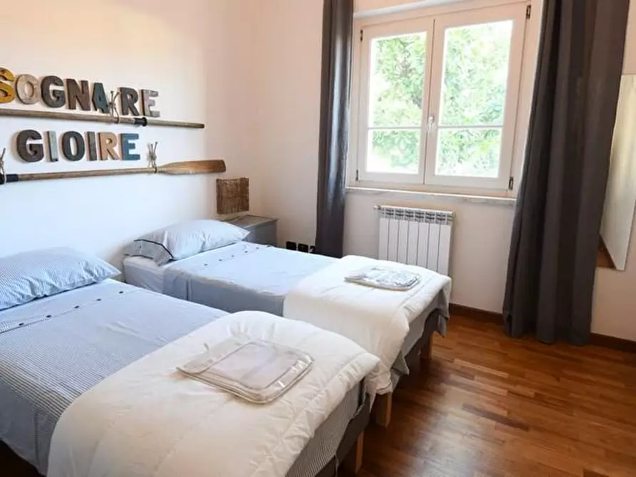 Immagine 18 di Appartamento in affitto  a Pietrasanta