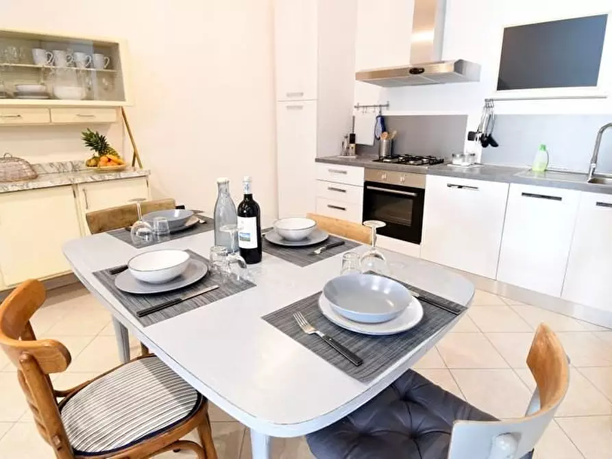 Immagine 3 di Appartamento in affitto  a Pietrasanta