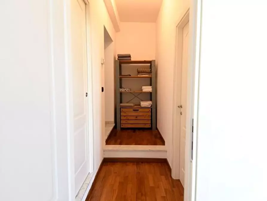 Immagine 12 di Appartamento in affitto  a Pietrasanta