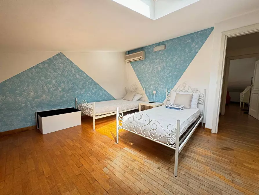 Immagine 14 di Appartamento in affitto  a Forte Dei Marmi