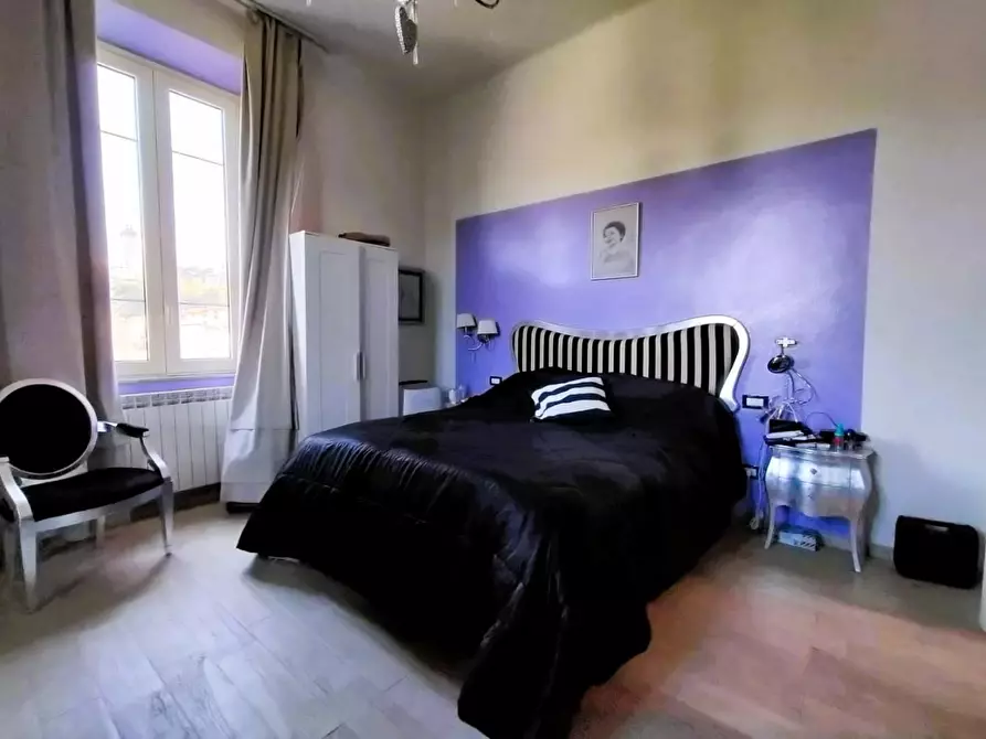 Immagine 8 di Villa in vendita  a Lucca