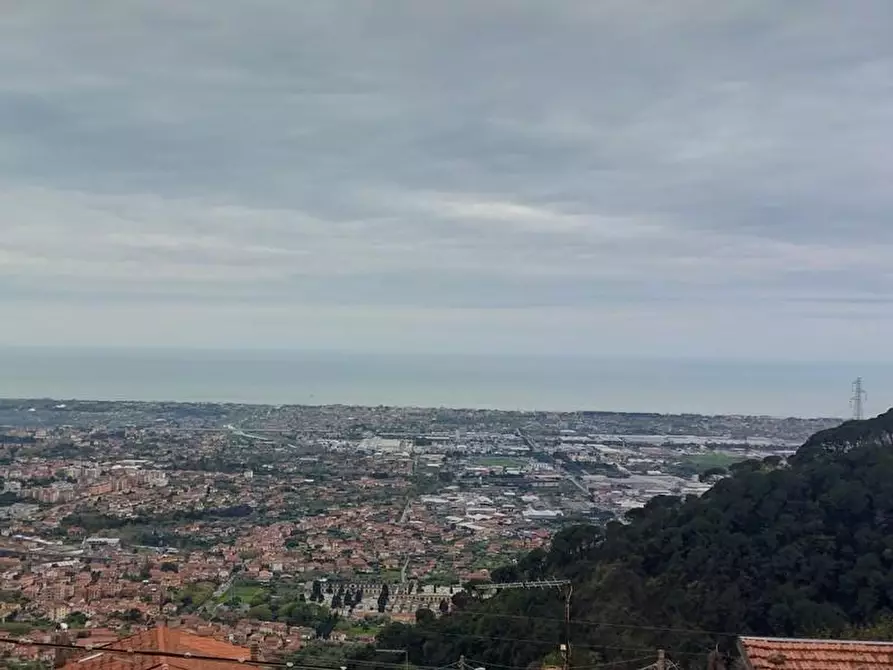 Immagine 5 di Casa indipendente in vendita  a Massa