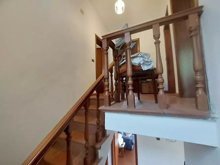 Immagine 18 di Casa indipendente in vendita  a Massa