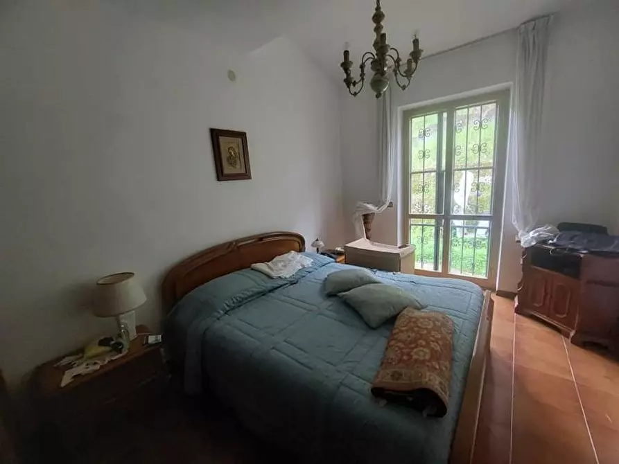 Immagine 12 di Casa indipendente in vendita  a Massa