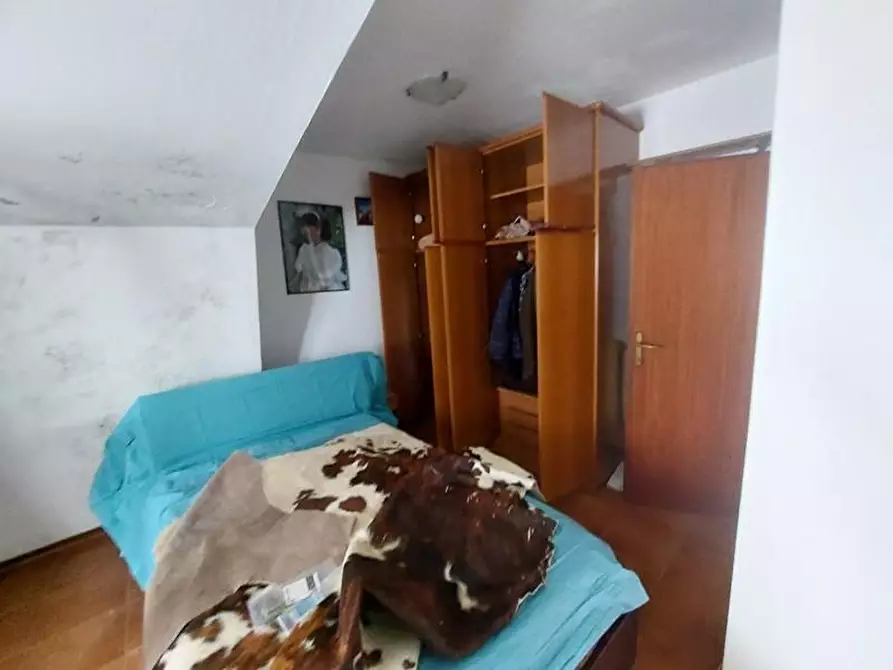 Immagine 15 di Casa indipendente in vendita  a Massa