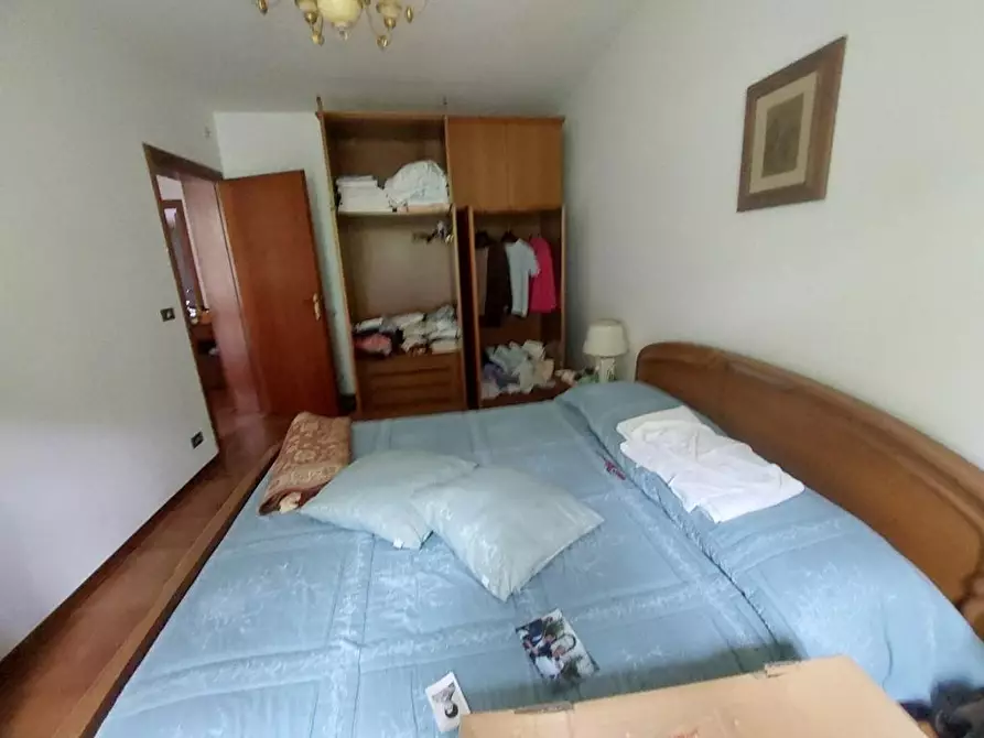 Immagine 13 di Casa indipendente in vendita  a Massa