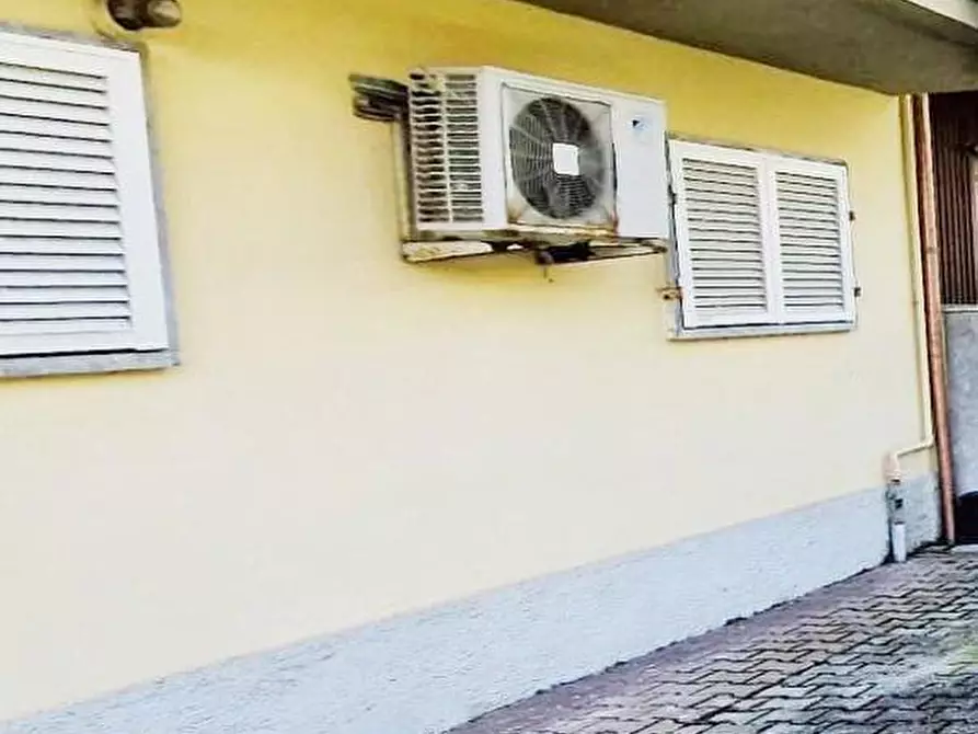 Immagine 7 di Appartamento in vendita  a Massa