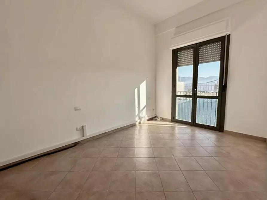 Immagine 13 di Ufficio in vendita  a Pisa