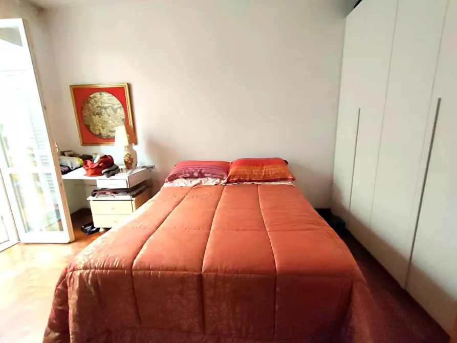 Immagine 8 di Appartamento in vendita  a Massa