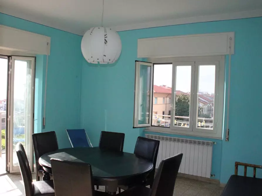 Immagine 2 di Appartamento in vendita  a Camaiore