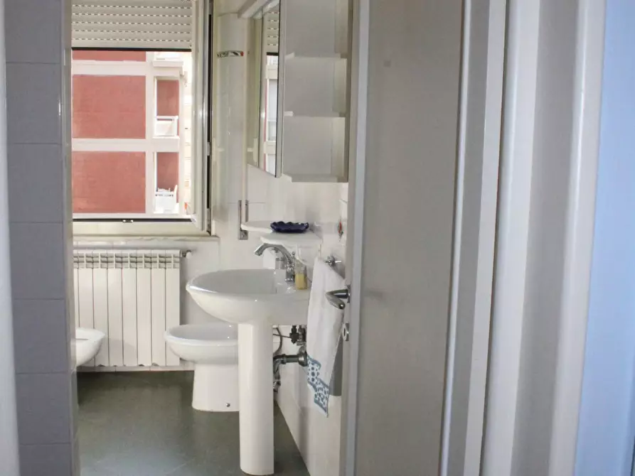 Immagine 10 di Appartamento in vendita  a Camaiore