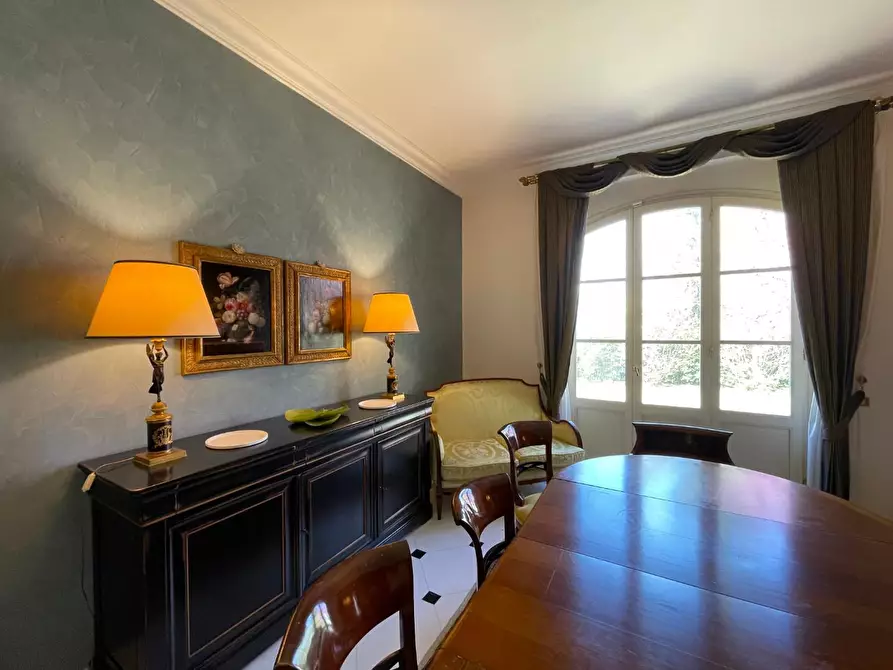 Immagine 35 di Villa in vendita  a Capraia E Limite