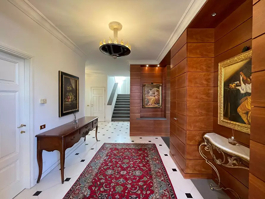 Immagine 21 di Villa in vendita  a Capraia E Limite