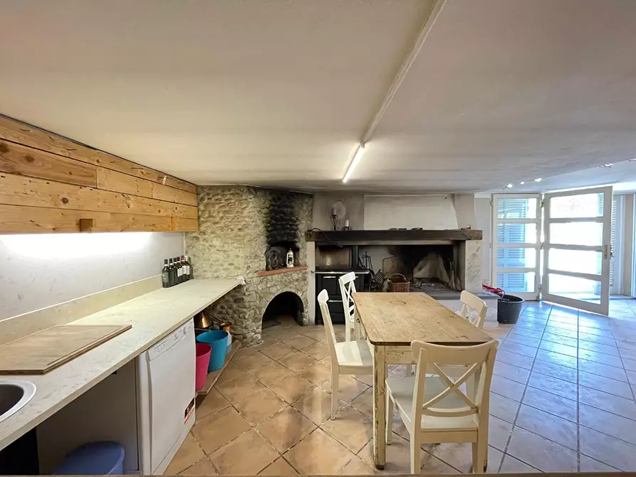 Immagine 69 di Villa in vendita  a Capraia E Limite