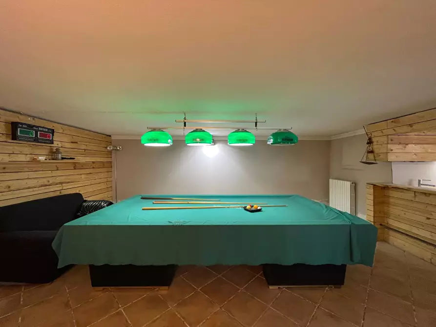 Immagine 68 di Villa in vendita  a Capraia E Limite