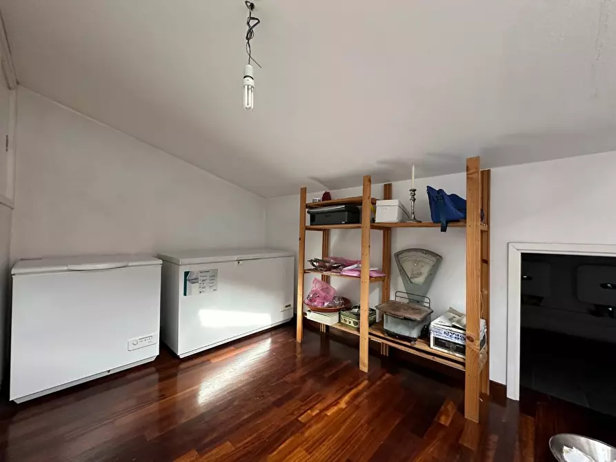 Immagine 20 di Casa bifamiliare in vendita  a Porcari