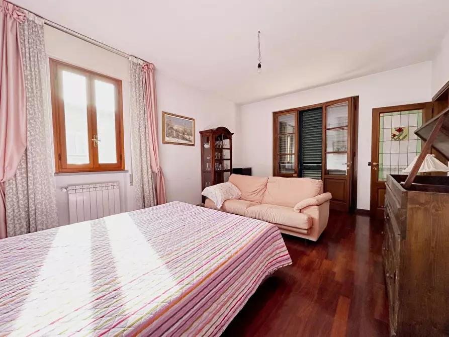 Immagine 17 di Casa bifamiliare in vendita  a Porcari