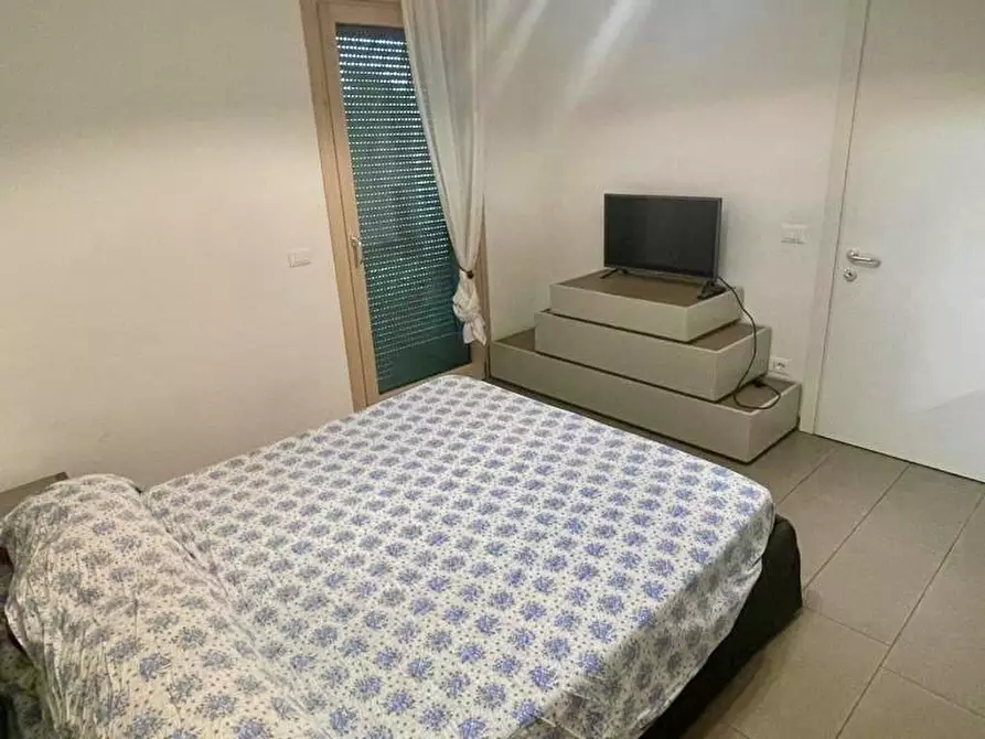 Immagine 8 di Appartamento in affitto  a Pisa