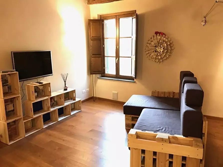 Immagine 7 di Appartamento in vendita  a Lucca