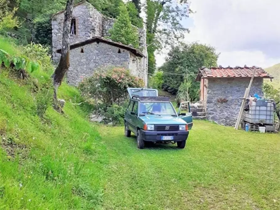 Immagine 6 di Rustico / casale in vendita  a Pescaglia