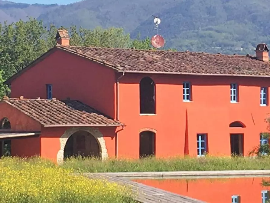 Immagine 1 di Rustico / casale in vendita  a Capannori