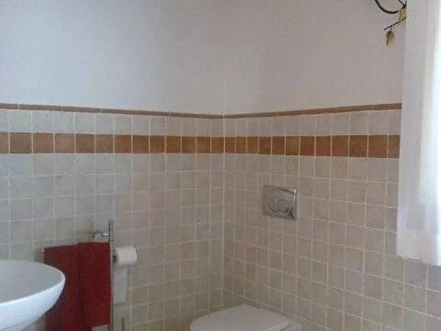 Immagine 16 di Villa in vendita  a Capannori