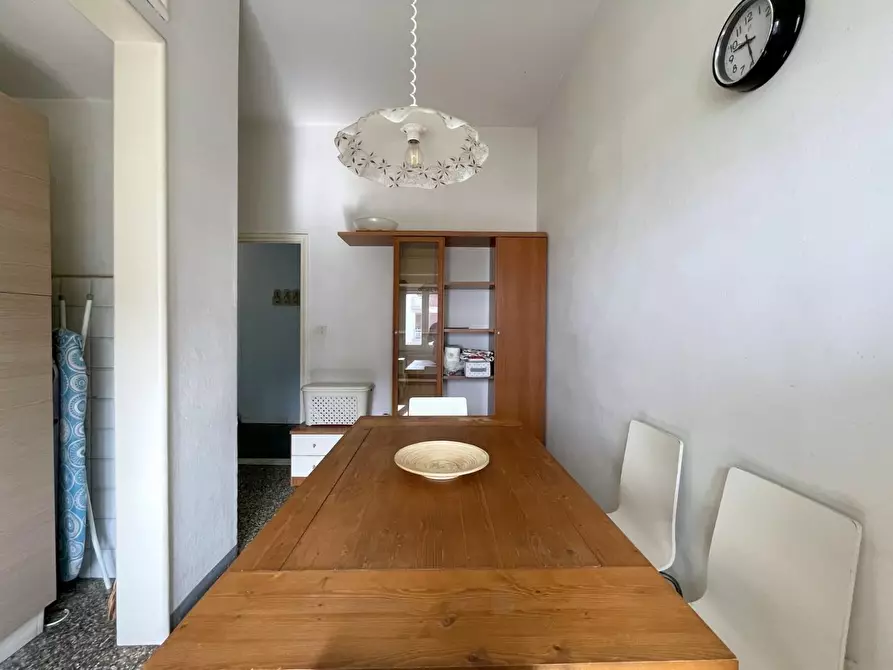 Immagine 9 di Appartamento in vendita  a Camaiore