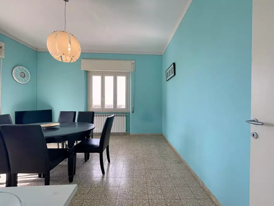 Immagine 11 di Appartamento in vendita  a Camaiore