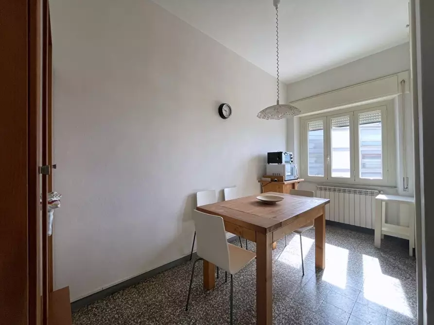 Immagine 5 di Appartamento in vendita  a Camaiore