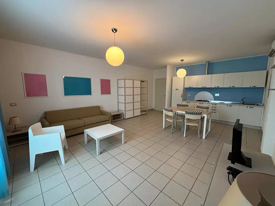 Immagine 11 di Appartamento in vendita  a Pisa