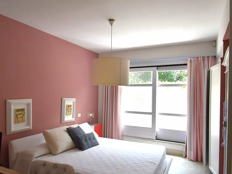 Immagine 46 di Villa in vendita  a Pietrasanta