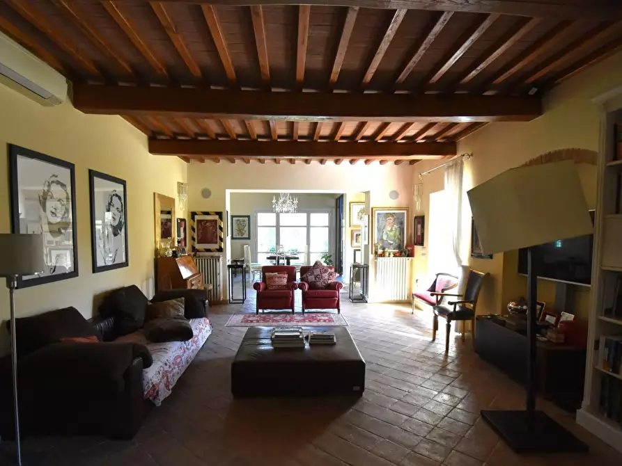 Immagine 34 di Villa in vendita  a Pietrasanta