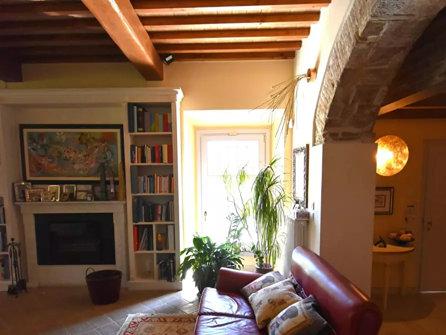 Immagine 40 di Villa in vendita  a Pietrasanta