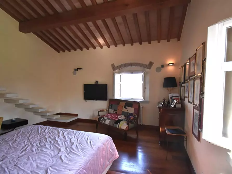 Immagine 56 di Villa in vendita  a Pietrasanta