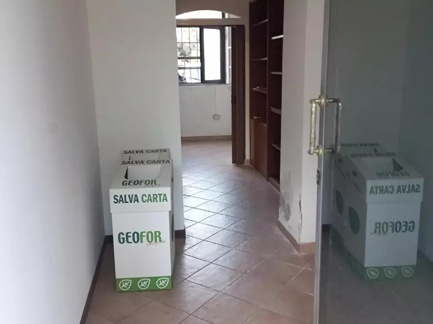 Immagine 4 di Locale commerciale in affitto  a Pisa