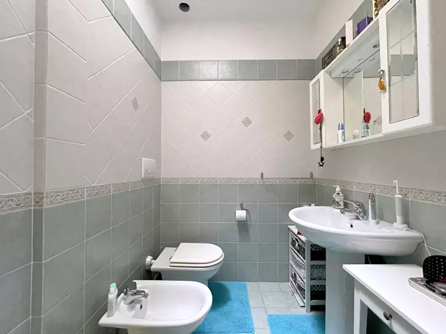 Immagine 41 di Villetta a schiera in vendita  a Camaiore