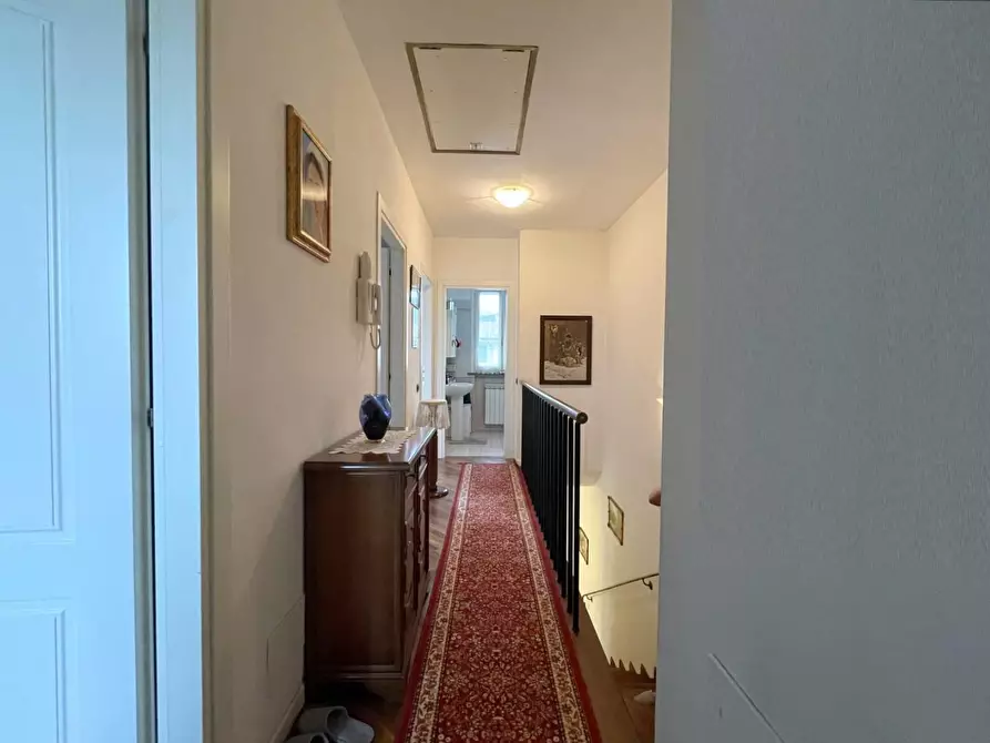 Immagine 27 di Villetta a schiera in vendita  a Camaiore