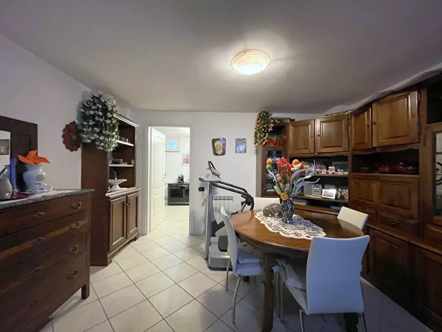 Immagine 18 di Villetta a schiera in vendita  a Camaiore