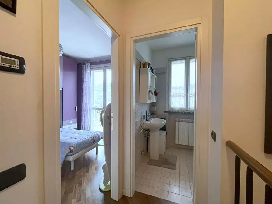 Immagine 44 di Villetta a schiera in vendita  a Camaiore