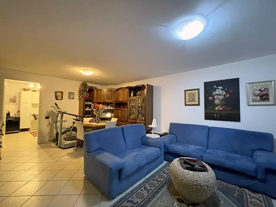 Immagine 17 di Villetta a schiera in vendita  a Camaiore