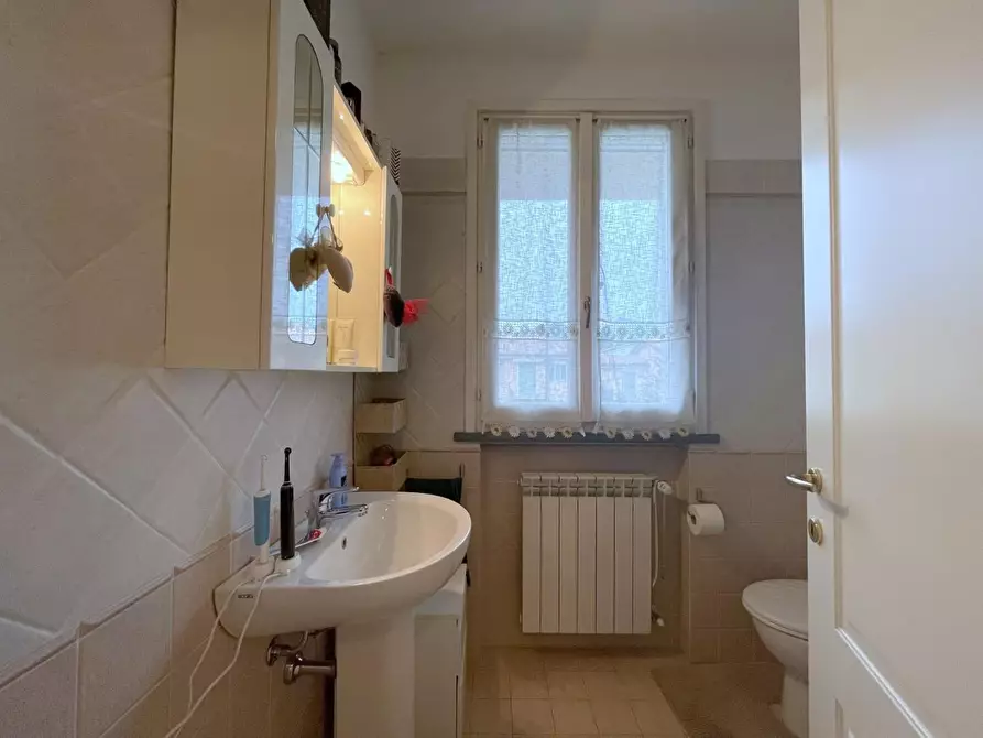 Immagine 50 di Villetta a schiera in vendita  a Camaiore