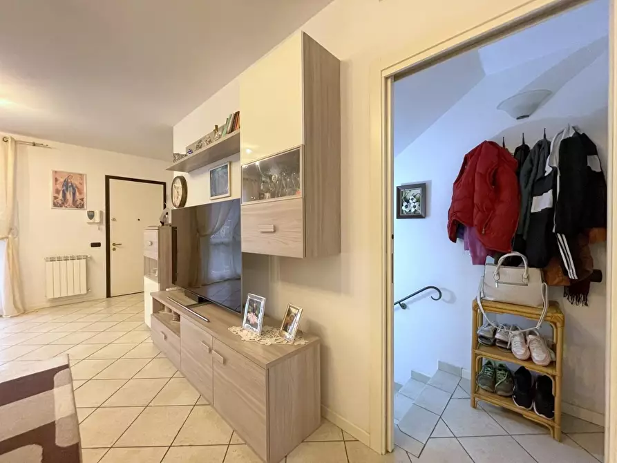 Immagine 10 di Villetta a schiera in vendita  a Camaiore