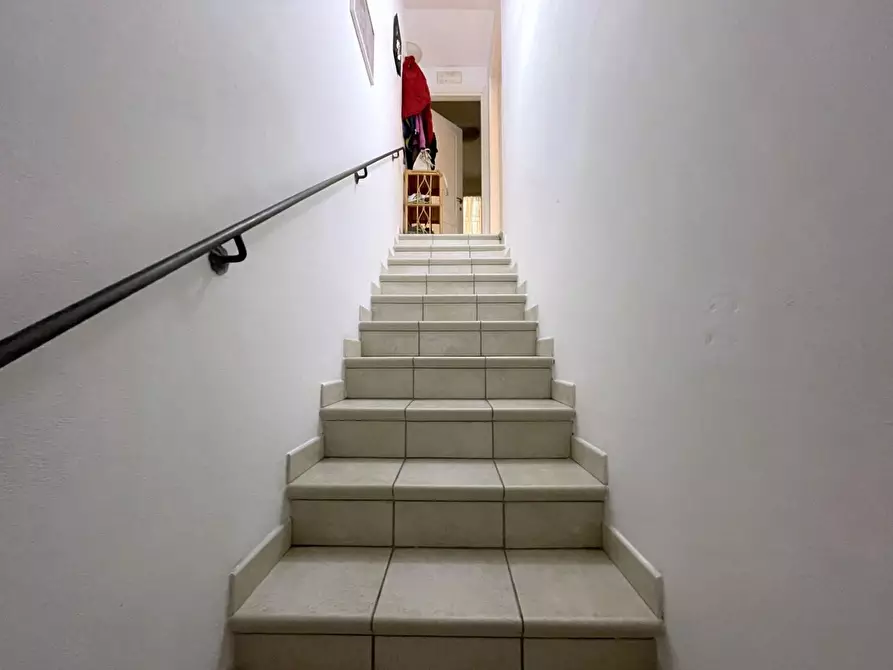 Immagine 22 di Villetta a schiera in vendita  a Camaiore