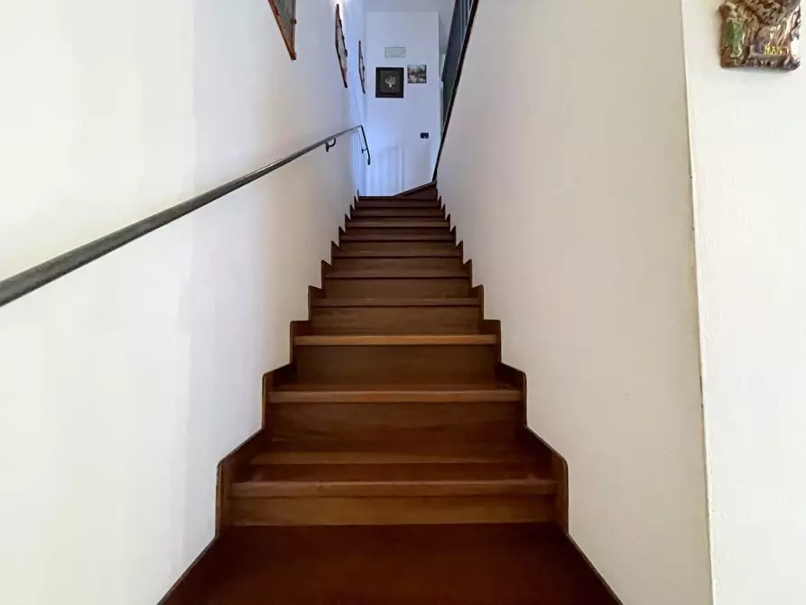 Immagine 24 di Villetta a schiera in vendita  a Camaiore