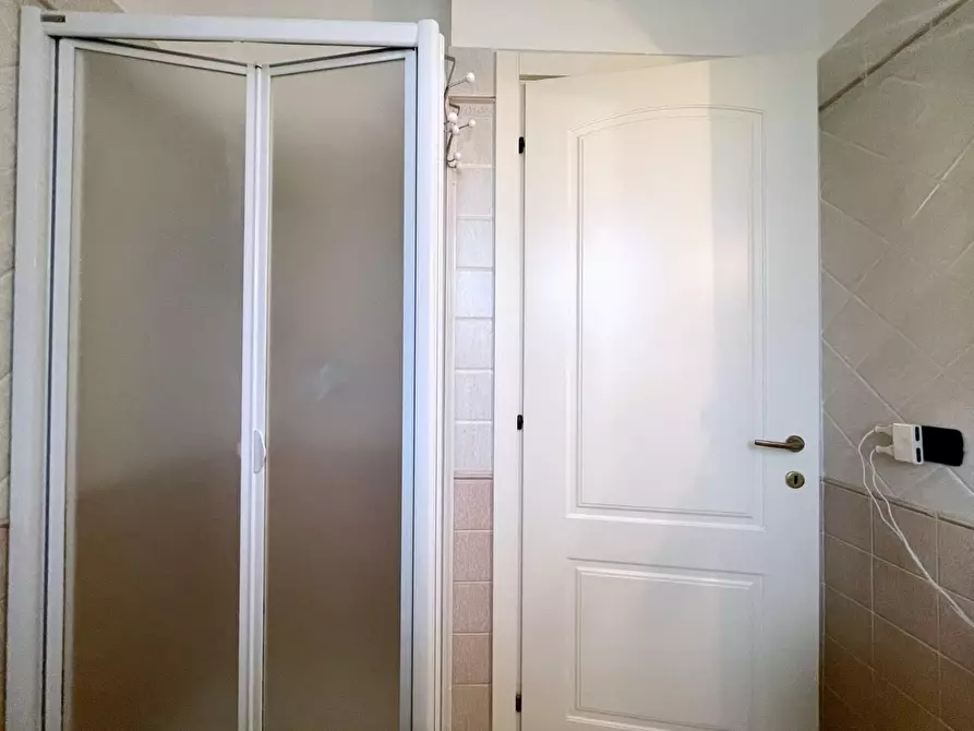 Immagine 53 di Villetta a schiera in vendita  a Camaiore