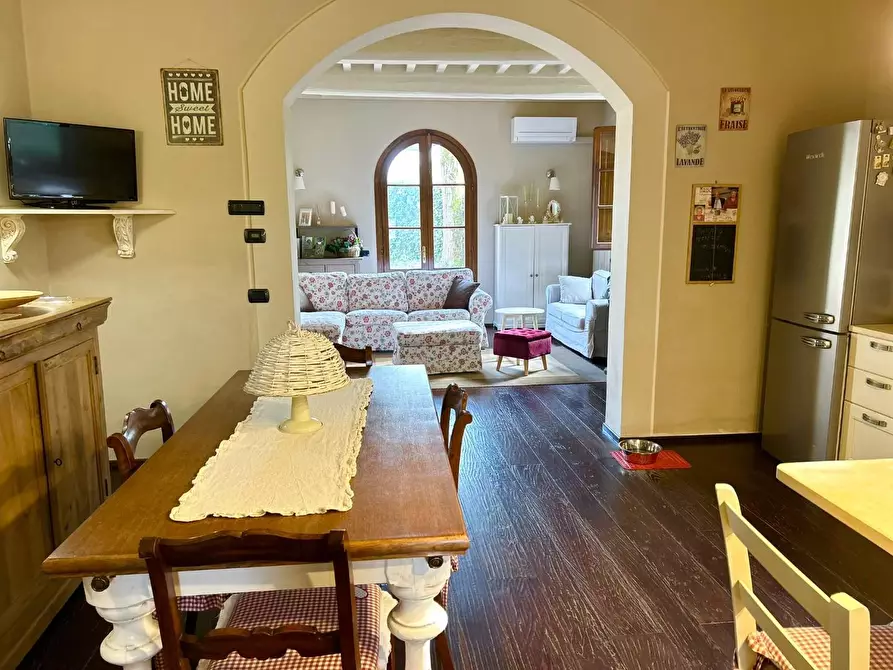 Immagine 28 di Casa colonica in vendita  a Santa Croce Sull'arno