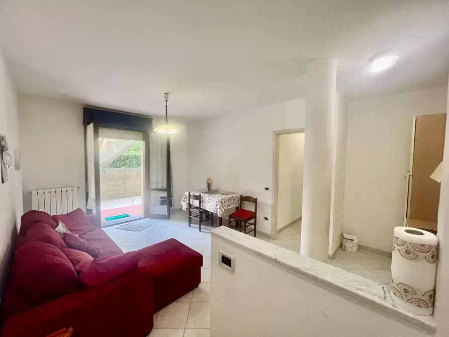 Immagine 1 di Appartamento in vendita  a Capannori