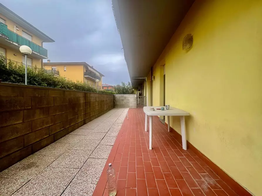 Immagine 10 di Appartamento in vendita  a Capannori