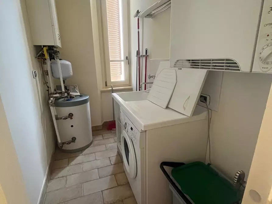 Immagine 17 di Appartamento in affitto  a Pietrasanta